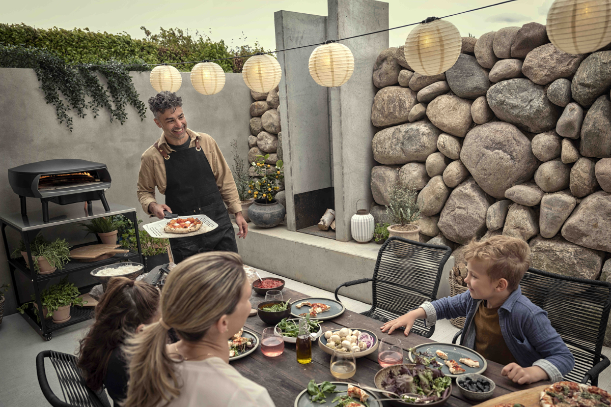 Jaki piec do pizzy wybrać do ogrodu lub na taras? Kompletny przewodnik 2026